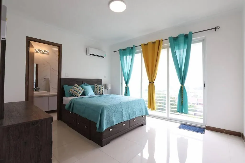 Kensington Gates Luxury Condo Kingston